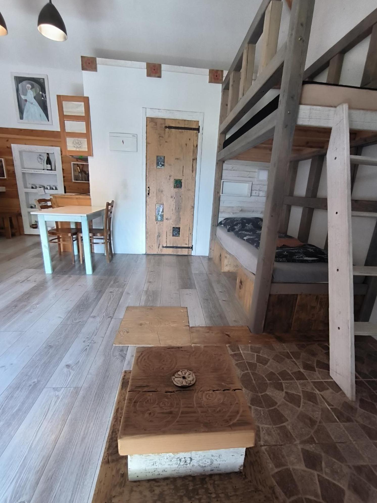 Pokojíky na Větrné Malsin Extérieur photo