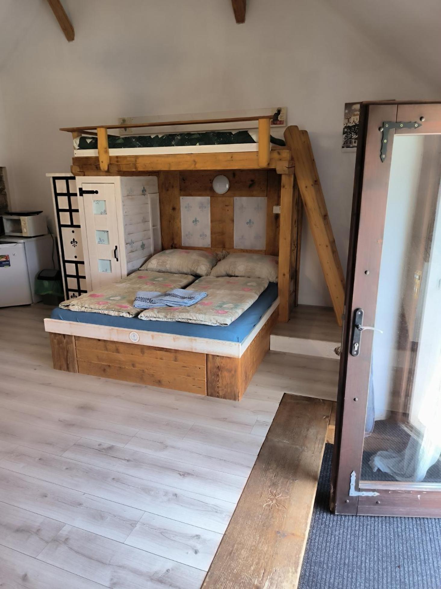 Pokojíky na Větrné Malsin Extérieur photo